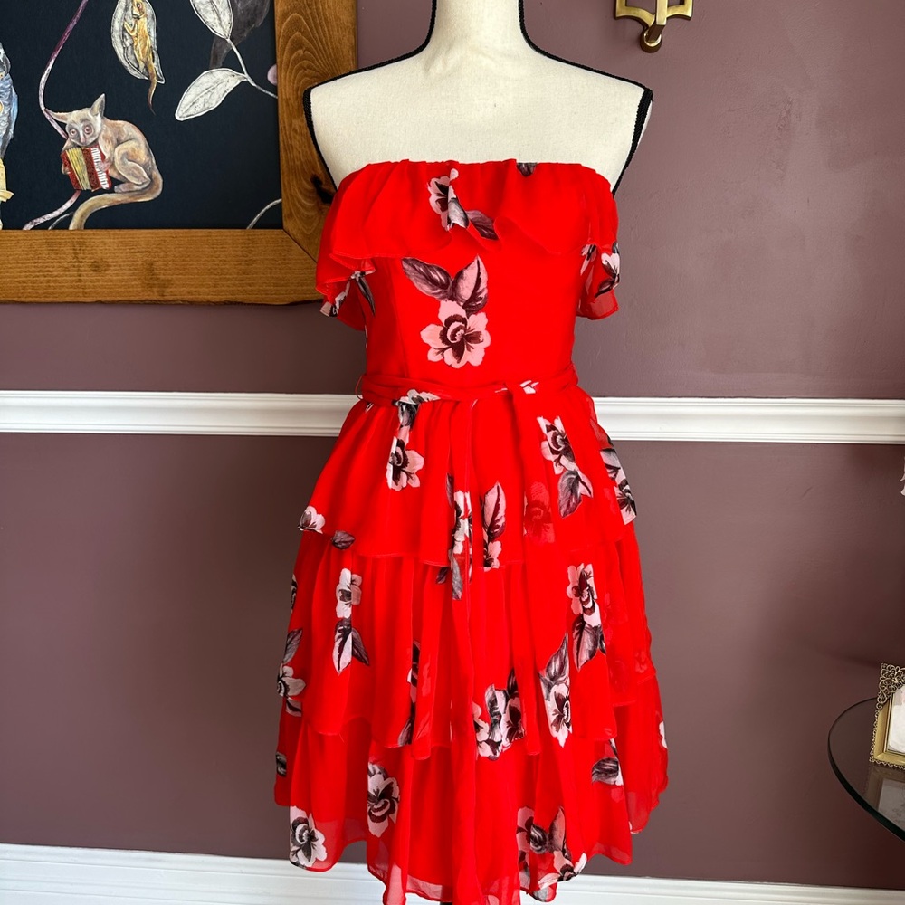 NWT White House Black Market Red Ruffle Strapless Dress Size 0